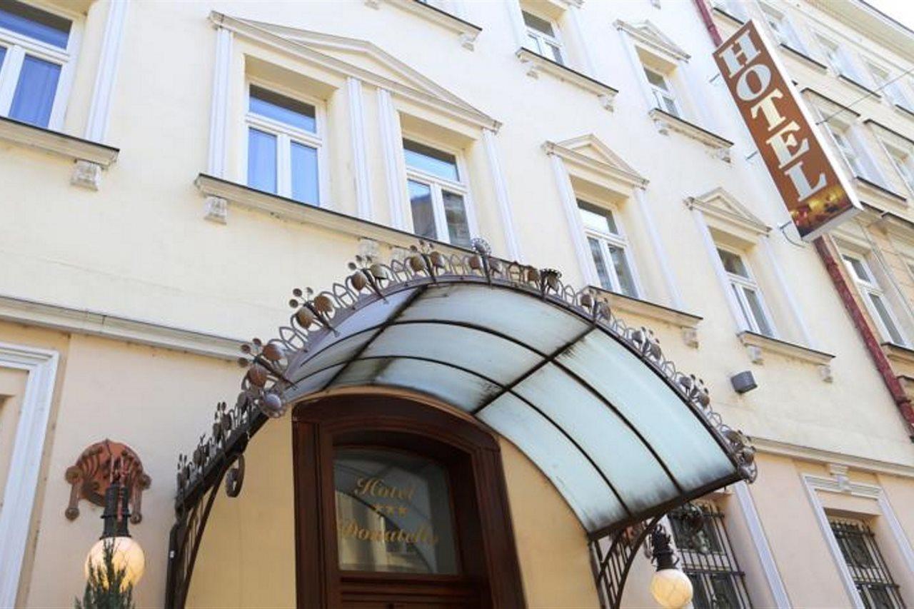 Hotel Donatello Praga Exterior foto